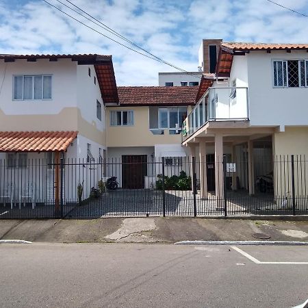 Casa Balneario Camboriu Villa Bagian luar foto